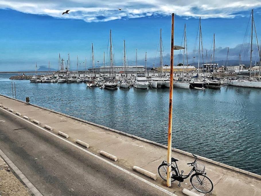 Ferienwohnung Estupendo Apartamento En El Grao Gandía Exterior foto